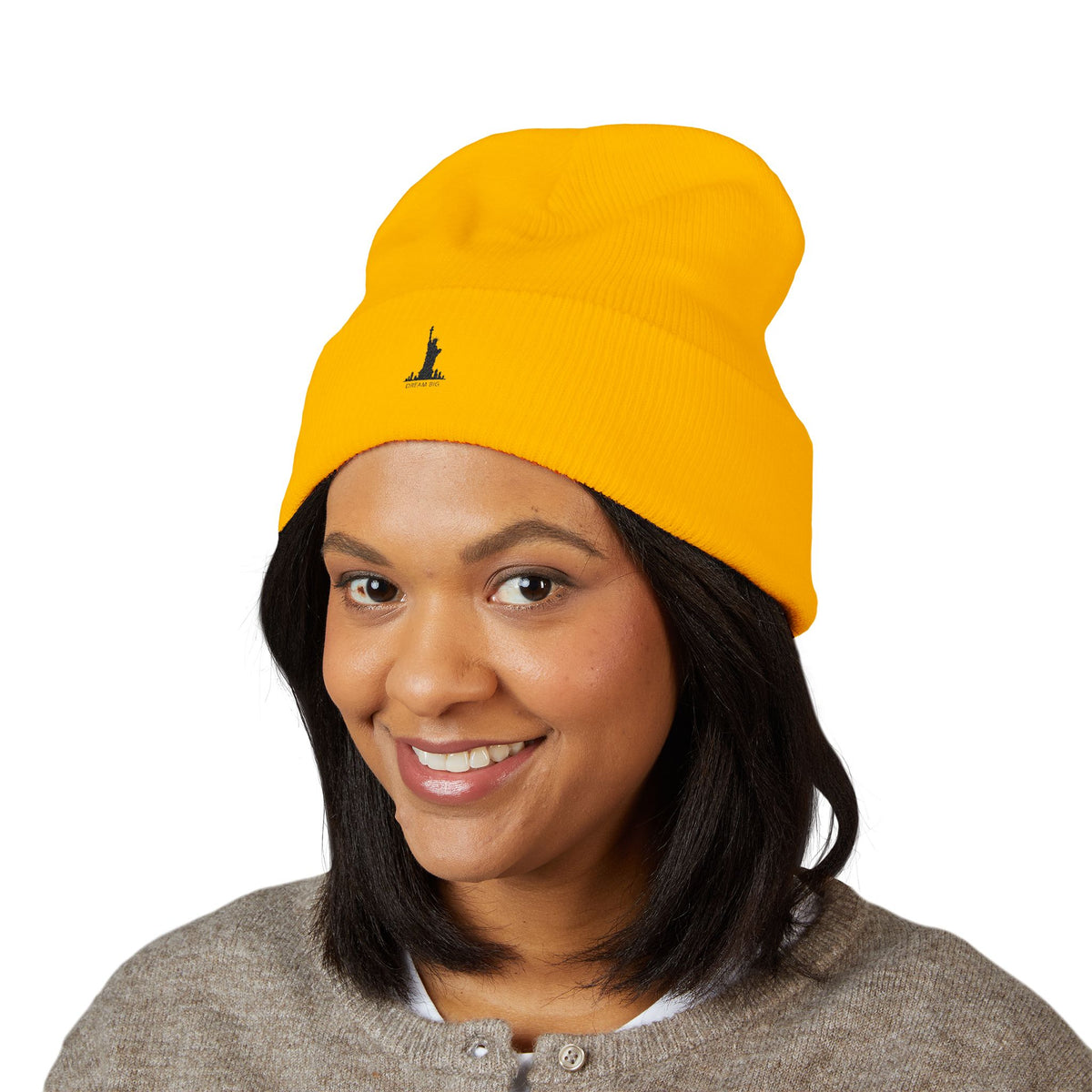Classic Cuffed Beanie with Statue of Liberty Embroidery - Perfect Winter Accessory